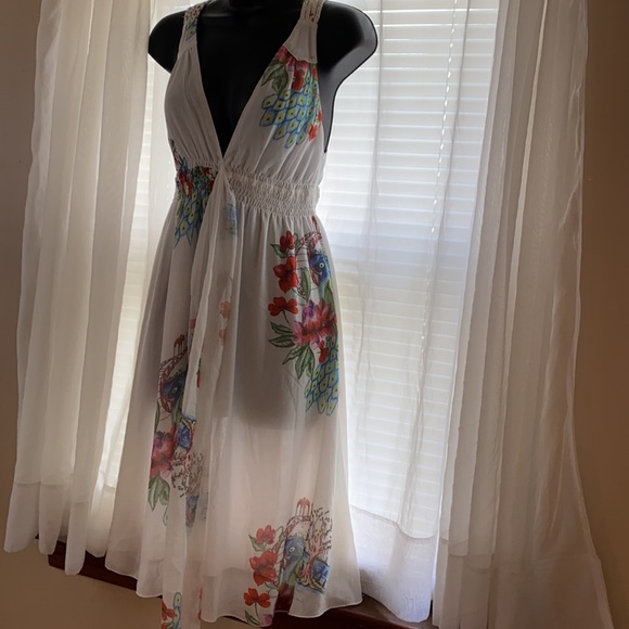 Elegant yet fun-loving - Picture 7 of 9